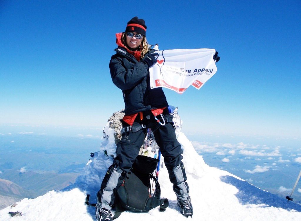 Annabella Bond climb Everest Mountain