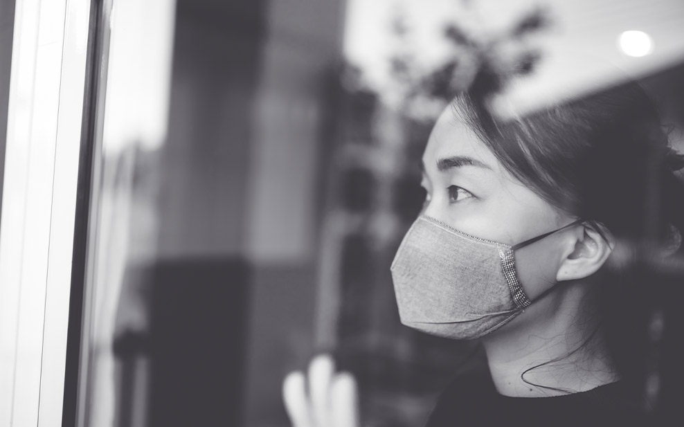 Asian woman wearing mask