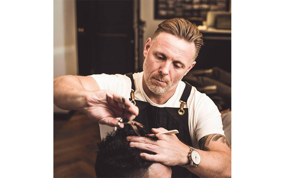 Paul Fox cutting hair